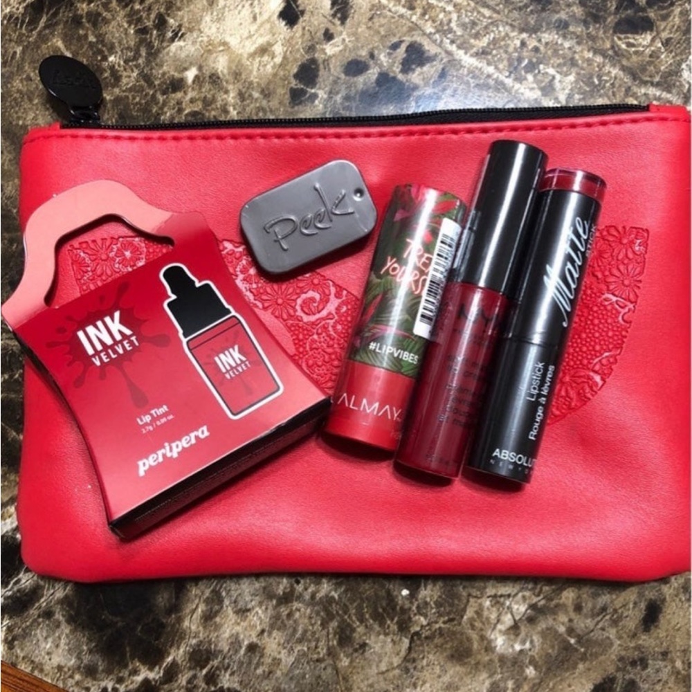 Lip Kit with Make Up Bag